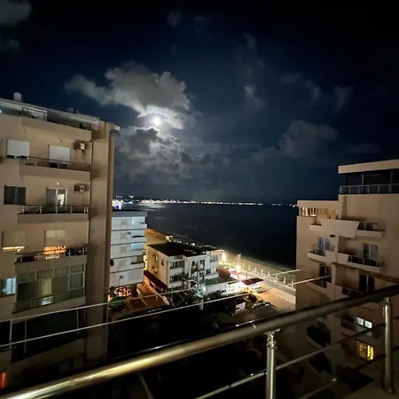 Beachfront Bliss 2br *